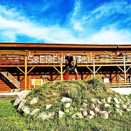 Sport-hotel Sibenicni Vrch מלון