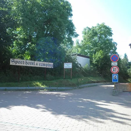 מלון Sport-hotel Sibenicni Vrch 3*